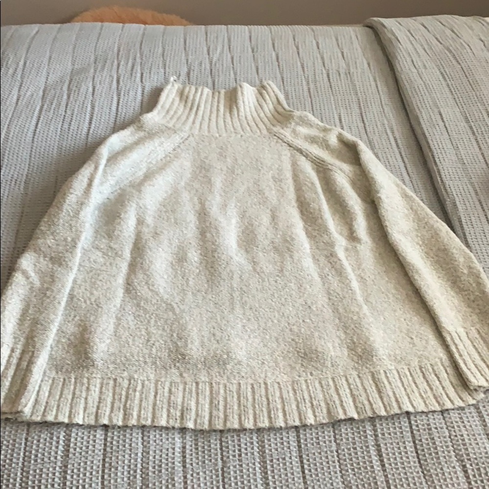 H&M sweater - Picture 2 of 3